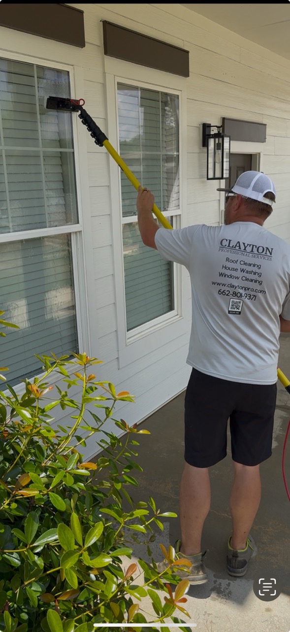 Top Quality Window Cleaning in the Rowandale community- Oxford MS